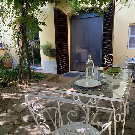 Enchanting With Patio, Lungarno Appartement *